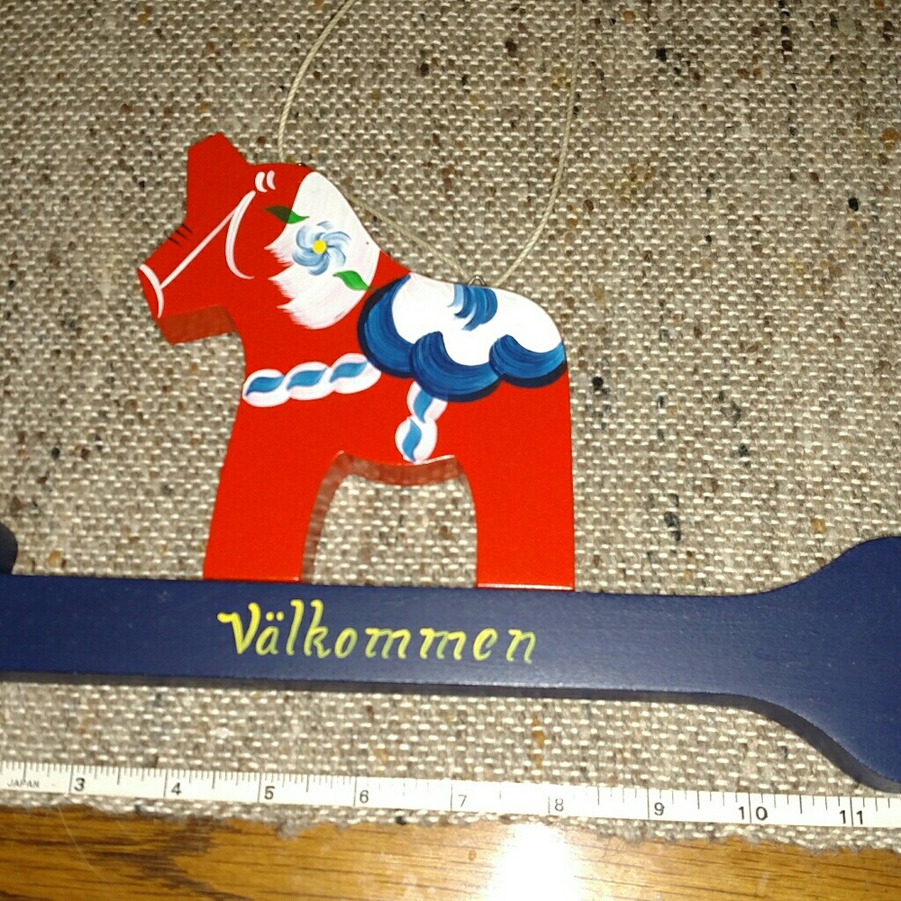 Swedish wooden hanging greeting with Dala horse